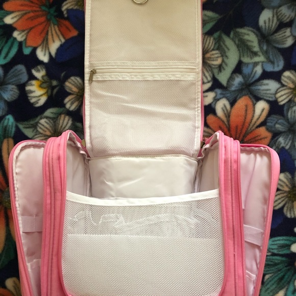 ***SOLD**2 Lily Sado Makeup Bags - Picture 4 of 12